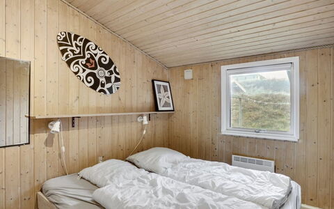 Friedel - 150M from the Sea: Soveværelse, Træ, Seng, Loft, Sengetøj, Sengetøj, Indretning, Etage, Bed Frame, Værelse