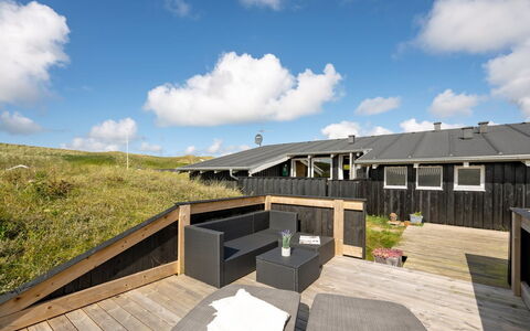 Friedel - 150M from the Sea: Tag, Land Lot, Sommerhus, Hjem, Landdistrikt, Skur, Sidespor, Garden Bygninger, Bjælkehytte, Hytte