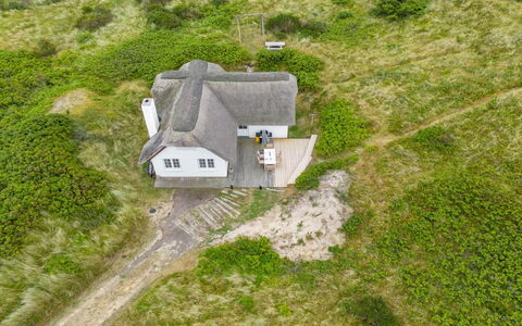 Erle - 200M to the Fjord: Tag, Land Lot, Sommerhus, Hjem, Landdistrikt, Skur, Sidespor, Garden Bygninger, Bjælkehytte, Hytte