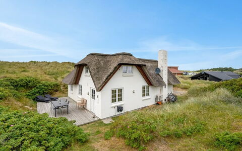 Erle - 200M to the Fjord: Tag, Land Lot, Sommerhus, Hjem, Landdistrikt, Skur, Sidespor, Garden Bygninger, Bjælkehytte, Hytte