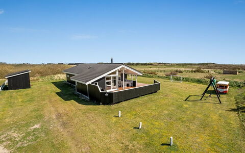 Floriana - 650M from the Sea: Tag, Land Lot, Sommerhus, Hjem, Landdistrikt, Skur, Sidespor, Garden Bygninger, Bjælkehytte, Hytte