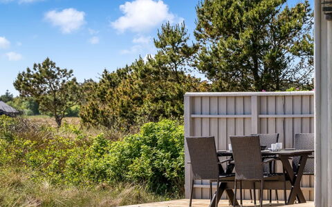 Tayanita - 750M from the Sea: Tag, Land Lot, Sommerhus, Hjem, Landdistrikt, Skur, Sidespor, Garden Bygninger, Bjælkehytte, Hytte