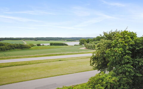 Ludovic - 7Km from the Sea: Tag, Land Lot, Sommerhus, Hjem, Landdistrikt, Skur, Sidespor, Garden Bygninger, Bjælkehytte, Hytte