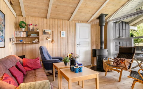 Anthonia - 1.6Km from the Sea: Plantesamfund, Sollys, Urteagtig Plante, Have, Plantation, Landbrug, Farm