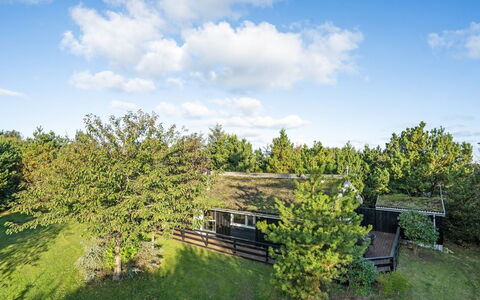 Barnet - 2.2Km from the Sea: Tækning, Sommerhus, Hus, Tag, Hjem, Stuehus, Hytte, Estate, Landsby