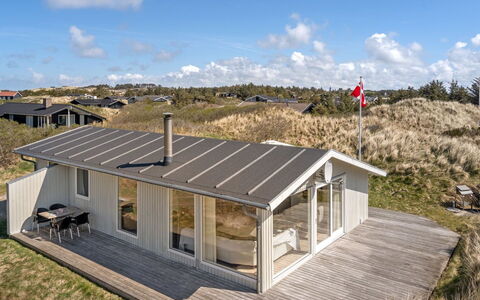 Asser - 400M from the Sea: Svømmepøl, Ferieby