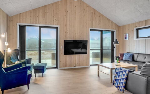 Carla - 1.5Km from the Sea: Træ, Hårdttræ, Planke, Bejdse, Trægulve, Tømmer, Krydsfiner, Design, Stue, Bjælkehytte