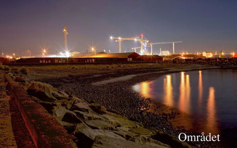 Elle - 50M from the Sea: Tag, Hus, Land Lot, Hjem, Sommerhus, Estate, Garden Bygninger, Skygge, Bjælkehytte, Landscaping