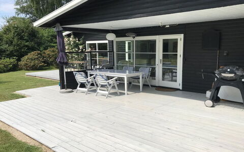Henryk - 500M from the Sea: Træ, Sommerhus, Hårdttræ, Planke, Bejdse, Garden Bygninger, Design, Gård, Bjælkehytte, Backyard