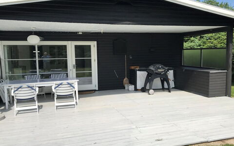 Henryk - 500M from the Sea: Træ, Sommerhus, Hårdttræ, Planke, Bejdse, Garden Bygninger, Design, Gård, Bjælkehytte, Backyard