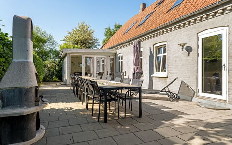Thorward - 1.5Km from the Sea: Tag, Hjem, Dør, Sommerhus, Skygge, Sidespor, Gård, Estate, Backyard