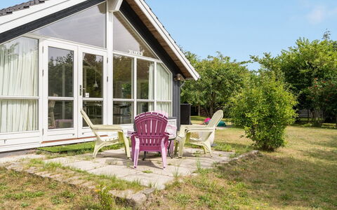 Zelda - 300M from the Sea: Træ, Bejdse, Planke, Hårdttræ, Sommerhus, Dæk, Sidespor, Skygge, Trægulve, Garden Bygninger
