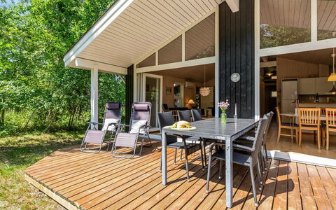 Hertta - 200M from the Sea: Tag, Land Lot, Sommerhus, Hjem, Landdistrikt, Skur, Sidespor, Garden Bygninger, Bjælkehytte, Hytte