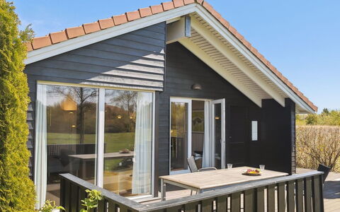 Florentin - 1Km from the Sea: Tag, Land Lot, Sommerhus, Hjem, Landdistrikt, Skur, Sidespor, Garden Bygninger, Bjælkehytte, Hytte