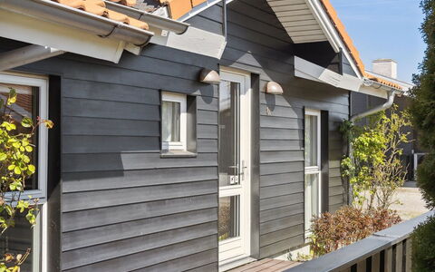Florentin - 1Km from the Sea: Tag, Land Lot, Sommerhus, Hjem, Landdistrikt, Skur, Sidespor, Garden Bygninger, Bjælkehytte, Hytte