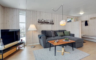 Leefke - 300M from the Sea