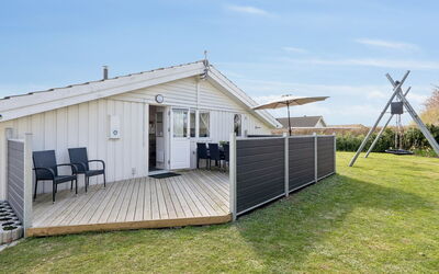 Tjakko - 900M from the Sea