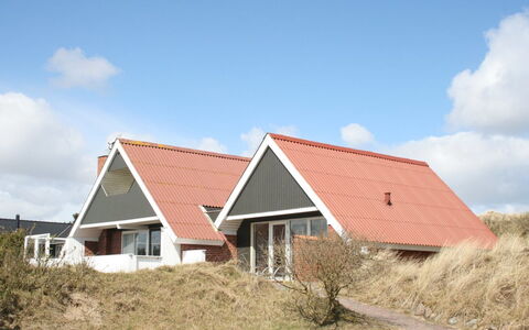 Sys - 500M from the Sea: Tækning, Sommerhus, Hus, Tag, Hjem, Stuehus, Hytte, Estate, Landsby