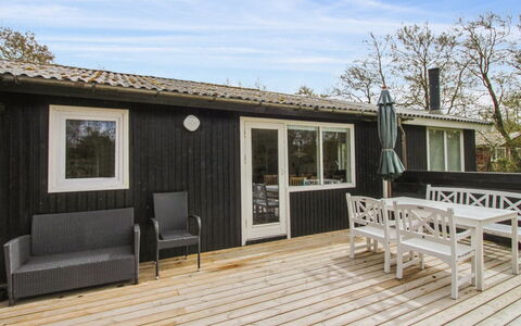 Nielsine - 1.5Km from the Sea: 