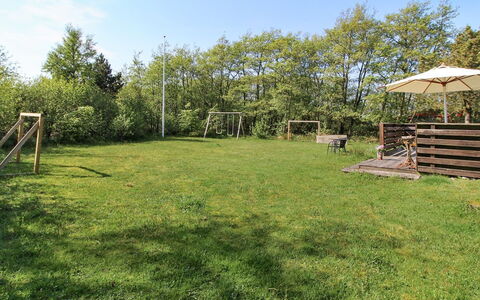 Nielsine - 1.5Km from the Sea: Græs, Græs-, Land Lot, Have, Almindeligt, Lawn, Skygge, Eng, Backyard