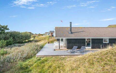 Edvardine - 400M from the Sea: Busk, Urban Design, Bunddække, Mursten, Lejlighed, Estate, Murværk, Altan, Landscaping