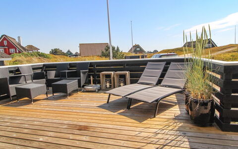 Aska - 400M from the Sea: Plantesamfund, Sollys, Urteagtig Plante, Have, Plantation, Landbrug, Farm