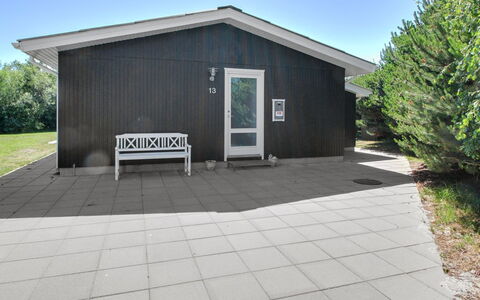 Andine - 1.2Km from the Sea: Tag, Hus, Hjem, Sommerhus, Sidespor, Indkørsel, Skur, Estate, Garden Bygninger, Skygge