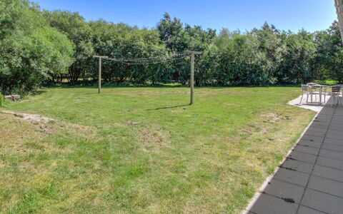 Andine - 1.2Km from the Sea: Busk, Urban Design, Bunddække, Mursten, Lejlighed, Estate, Murværk, Altan, Landscaping