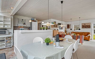 Andine - 1.2Km from the Sea