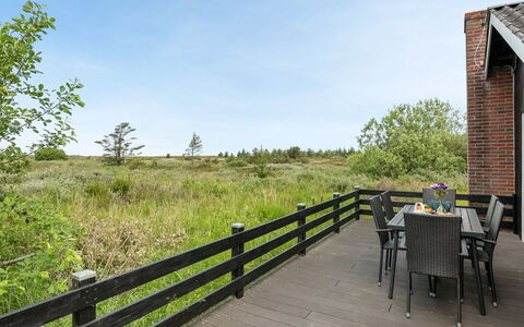 Doria - 2Km from the Sea: Hus, Hjem, Tag, Boligområde, Sommerhus, Estate, Stuehus, Lawn, Landscaping, Sidespor