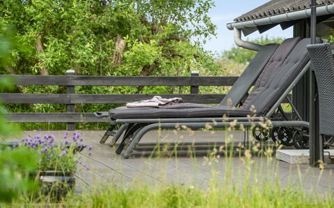 Doria - 2Km from the Sea: Hus, Hjem, Tag, Boligområde, Sommerhus, Estate, Stuehus, Lawn, Landscaping, Sidespor