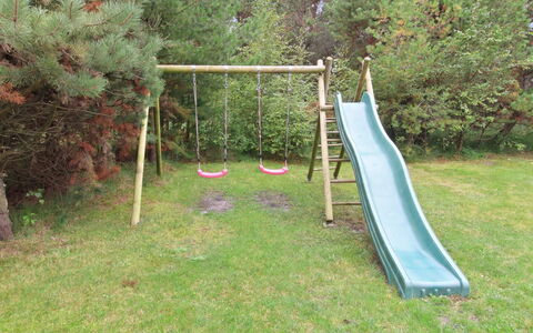 Lenia - 1Km from the Sea: Legepladsudstyr, Legetøjsrutsjebane, Legeplads, Chute, Have, Skygge, Lawn, Parkere, Svinge, Landscaping