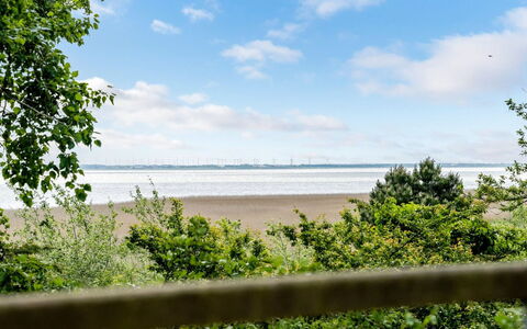 Styrkar - 4Km from the Sea: Tag, Hus, Land Lot, Hjem, Sommerhus, Estate, Garden Bygninger, Skygge, Bjælkehytte, Landscaping