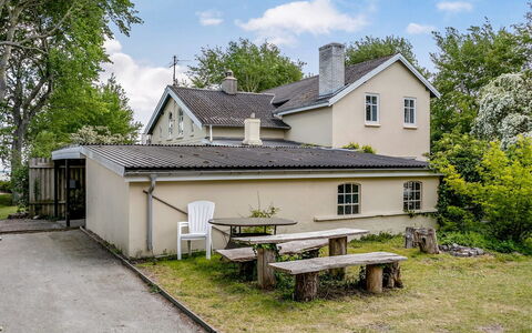Styrkar - 4Km from the Sea: Tag, Hus, Land Lot, Hjem, Sommerhus, Estate, Garden Bygninger, Skygge, Bjælkehytte, Landscaping