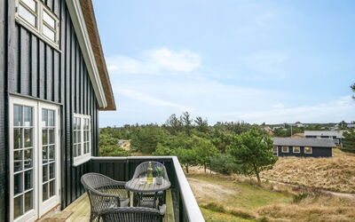 Erikke - 300M from the Sea