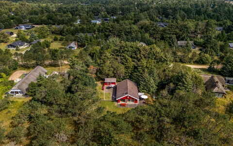 Tove - 1.5Km from the Sea: Landskab, Hus, Fugleperspektiv, Landdistrikt, Hjem, Land Lot, Menneskelig Bosættelse, Luftfotografering, Sommerhus, Landsby