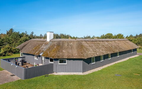 Ansine - 1.2Km from the Sea: Sommerhus, Skur, Hytte, Stuehus, Prærie, Hytte, Lade, Bjælkehytte, Garden Bygninger