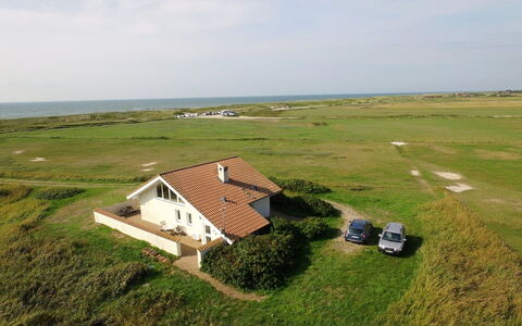 Botilla - 150M from the Sea: Busk, Urban Design, Bunddække, Mursten, Lejlighed, Estate, Murværk, Altan, Landscaping