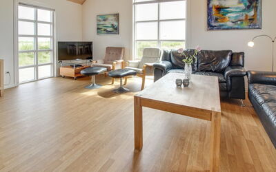 Suvi - 900M from the Sea
