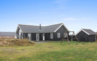 Suvi - 900M from the Sea