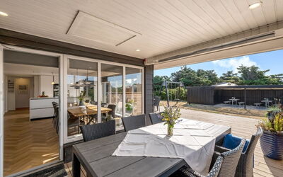 Hillevi - 200M from the Sea