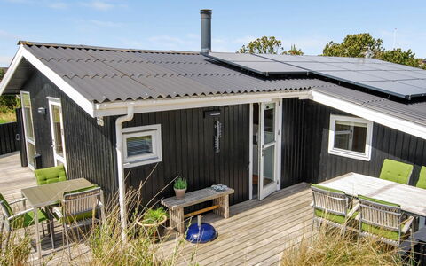 Julan - 600M from the Sea: Sommerhus, Skur, Hytte, Stuehus, Prærie, Hytte, Lade, Bjælkehytte, Garden Bygninger