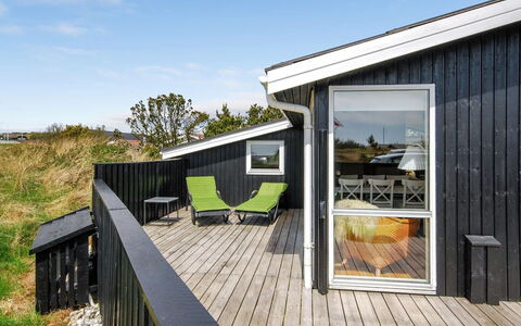 Julan - 600M from the Sea: Sommerhus, Skur, Hytte, Stuehus, Prærie, Hytte, Lade, Bjælkehytte, Garden Bygninger