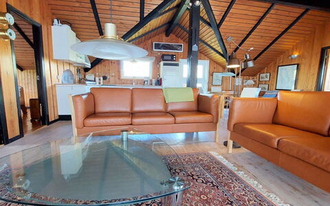 Beneta - 300M from the Sea: Tag, Land Lot, Sommerhus, Hjem, Landdistrikt, Skur, Sidespor, Garden Bygninger, Bjælkehytte, Hytte