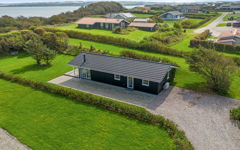 Tanna - 330M to the Fjord: Sommerhus, Skur, Hytte, Stuehus, Prærie, Hytte, Lade, Bjælkehytte, Garden Bygninger
