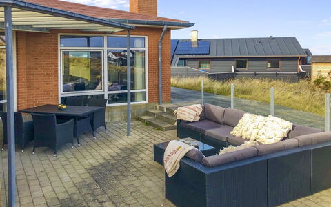 Fris - 100M from the Sea: Sommerhus, Skur, Hytte, Stuehus, Prærie, Hytte, Lade, Bjælkehytte, Garden Bygninger