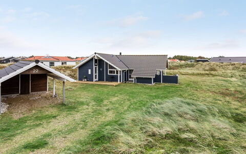 Thyrger - 550M from the Sea: Tag, Land Lot, Sommerhus, Hjem, Landdistrikt, Skur, Sidespor, Garden Bygninger, Bjælkehytte, Hytte