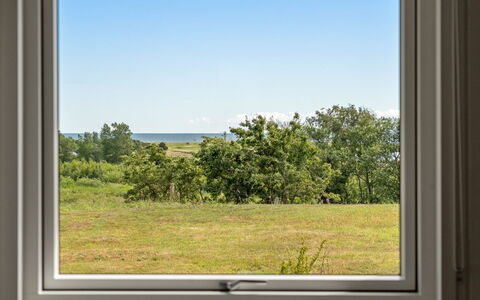 Rickmer - 200M from the Sea: Tag, Hus, Hjem, Sommerhus, Sidespor, Estate, Indkørsel, Garden Bygninger, Gård, Skur