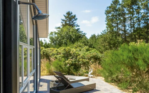 Felizia - 2.5Km from the Sea: Skygge, Udendørs Møbler, Have, Landscaping, Eco Hotel, Gård, Stol, Design, Veranda, Garden Bygninger