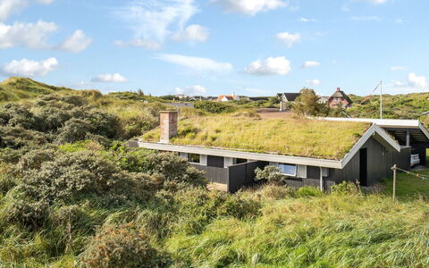 Madita - 310M from the Sea: Sommerhus, Hytte, Tækning, Stuehus
